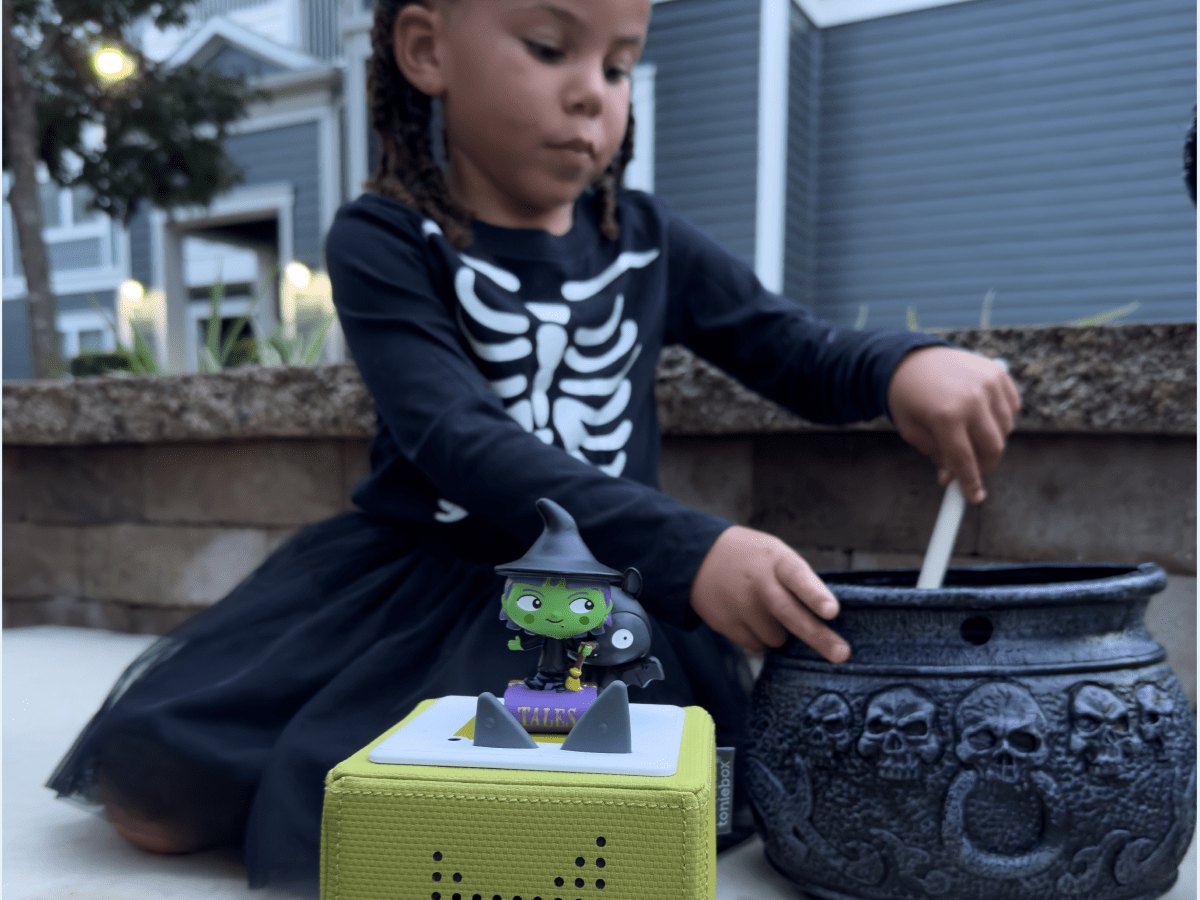 Favorite Tales Spooky Tales Tonie Audio Character